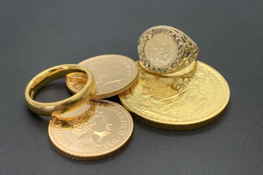 The Gold Guide (UK) – Everything You Need to Know about Gold!