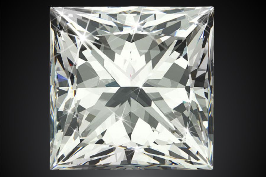 Princess cut diamond on a dark backgorund