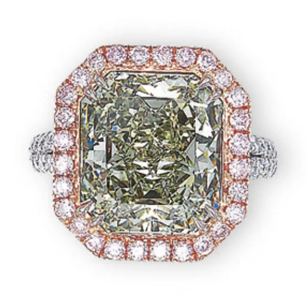 A chameleon Diamond